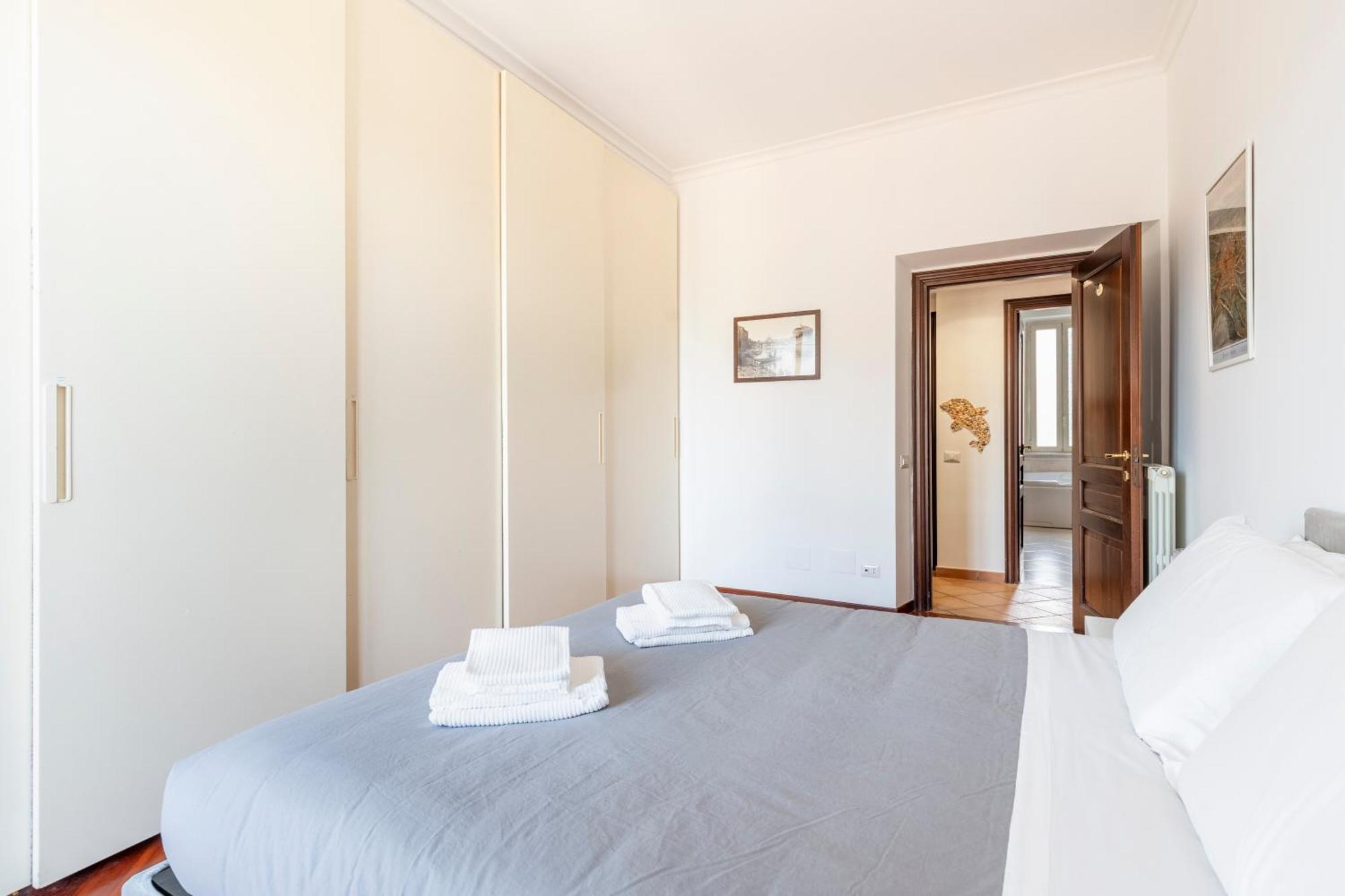 Apartment Vatican Art Rome
